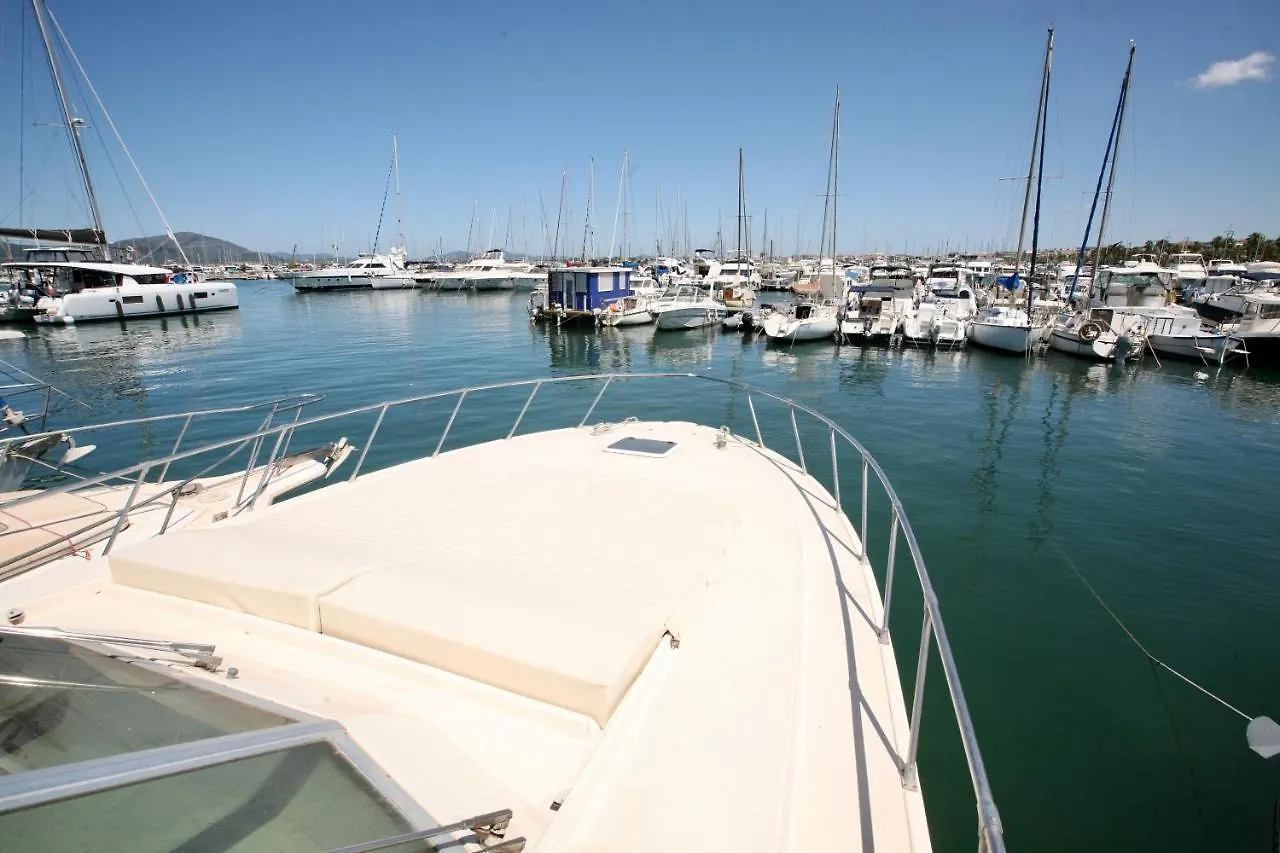 Piper'S Boat Hotel Alghero Botel
